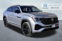 New 2025 Volkswagen Atlas Cross Sport SEL R-Line