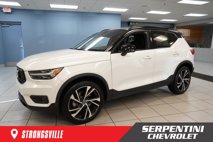 Used 2021 Volvo XC40 T5 R-Design