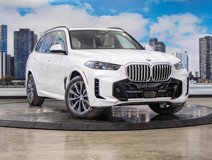 New 2026 BMW X5 xDrive50e w/ Executive Package