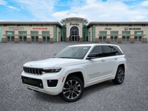 New 2025 Jeep Grand Cherokee Overland w/ Trailer Tow Package