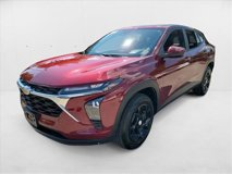 Used 2025 Chevrolet Trax LS w/ LS Convenience Package