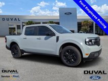 New 2024 Ford Maverick Lariat w/ Black Appearance Package
