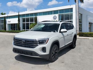 New 2025 Volkswagen Atlas SE image 1