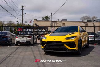 Used 2023 Lamborghini Urus Performante image 1