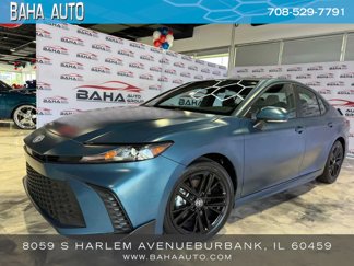 Used 2025 Toyota Camry SE image 1