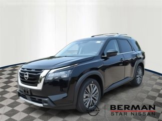 New 2025 Nissan Pathfinder SL image 1