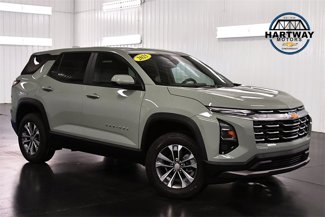 New 2025 Chevrolet Equinox LT image 1