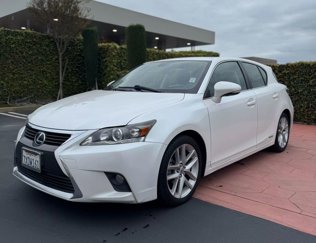 Used 2017 Lexus CT 200h image 1