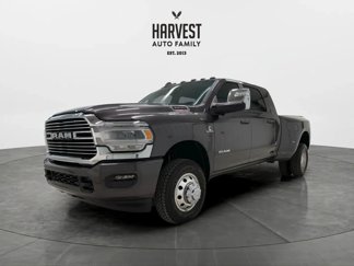 Used 2024 RAM 3500 Laramie w/ Towing Technology Group image 1