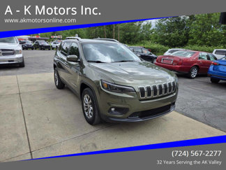Used 2019 Jeep Cherokee Latitude Plus w/ Cold Weather Group image 1