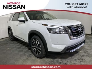 New 2025 Nissan Pathfinder Platinum image 1