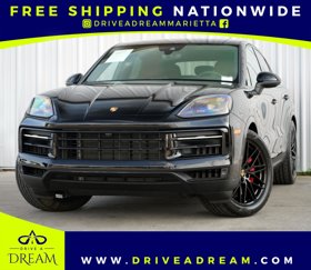 Used 2024 Porsche Cayenne S image 1