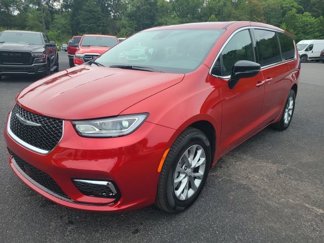 New 2026 Chrysler Pacifica Select image 1