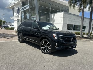 New 2026 Volkswagen Atlas Peak Edition image 1