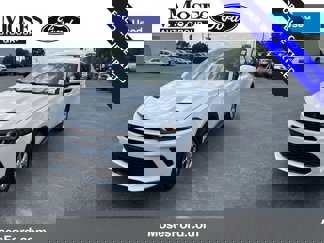 Used 2024 Dodge Hornet GT image 1