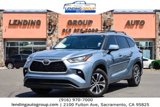 Used 2020 Toyota Highlander XLE image 1