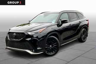 Certified 2024 Toyota Highlander XSE image 1