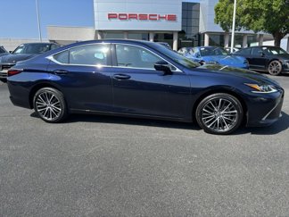 Used 2024 Lexus ES 350 w/ Premium Package image 1