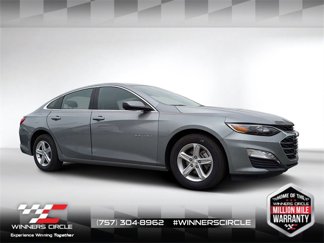 Used 2024 Chevrolet Malibu LT image 1