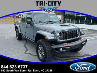 Used 2024 Jeep Gladiator Mojave image 1