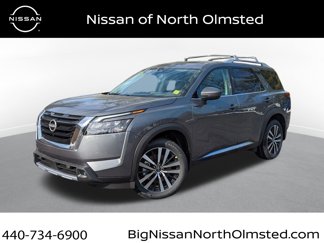 New 2025 Nissan Pathfinder Platinum image 1