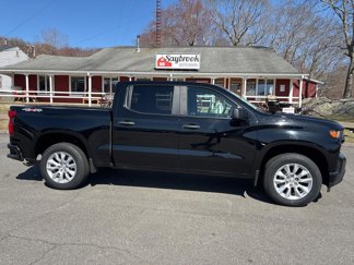 Used 2022 Chevrolet Silverado 1500 Custom image 1