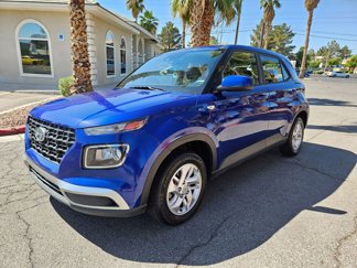 Used 2021 Hyundai Venue SE image 1