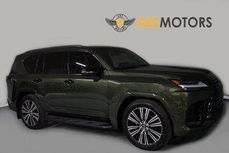 Used 2025 Lexus LX 700h Luxury image 1