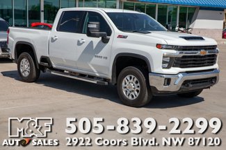 Used 2024 Chevrolet Silverado 2500 LT image 1