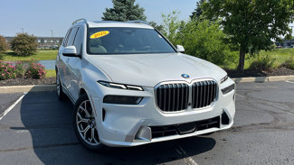 Used 2025 BMW X7 xDrive40i image 1