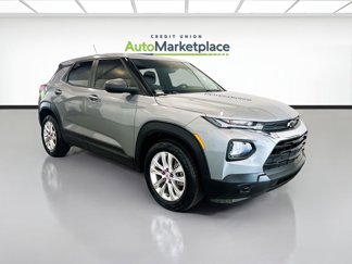 Used 2023 Chevrolet TrailBlazer LS image 1