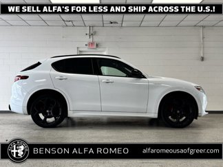 Used 2022 Alfa Romeo Stelvio Veloce image 1