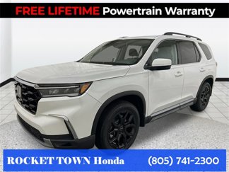 New 2025 Honda Pilot Touring image 1