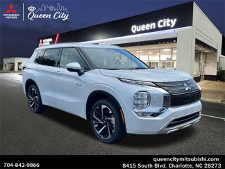 New 2025 Mitsubishi Outlander SEL image 1