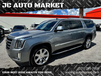 Used 2018 Cadillac Escalade ESV Luxury image 1