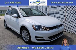 Used 2017 Volkswagen Golf S image 1