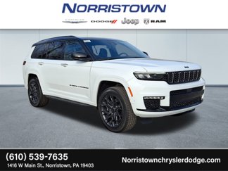 New 2025 Jeep Grand Cherokee L Summit w/ Advanced Protech Group IV image 1