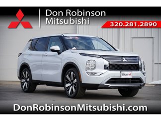 New 2025 Mitsubishi Outlander SE image 1