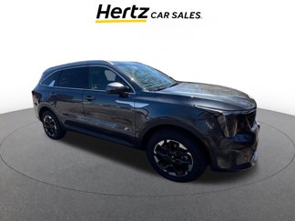 Used 2024 Kia Sorento S image 1