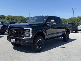 New 2025 Ford F350 4x4 Crew Cab Super Duty image 1