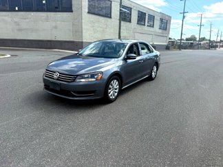 Used 2013 Volkswagen Passat 2.5 S image 1