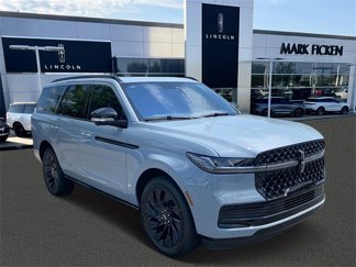 New 2025 Lincoln Navigator Reserve image 1
