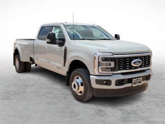 New 2025 Ford F350 4x4 Crew Cab DRW Super Duty image 1
