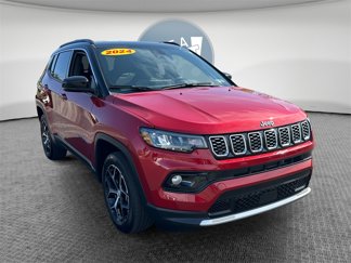 Used 2024 Jeep Compass Limited image 1