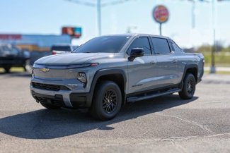 New 2025 Chevrolet Silverado EV LT image 1
