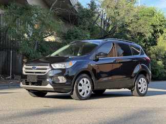 Used 2019 Ford Escape SEL image 1