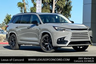 New 2025 Lexus TX 500h AWD image 1