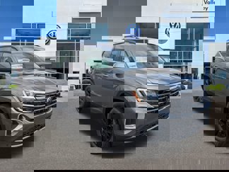 New 2025 Volkswagen Atlas SE image 1