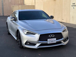 Used 2017 INFINITI Q60 Red Sport 400 image 1