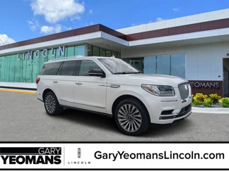 Used 2019 Lincoln Navigator Reserve image 1